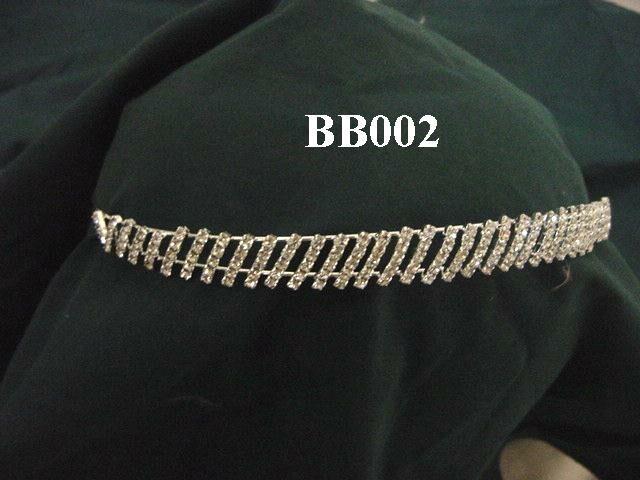BB002