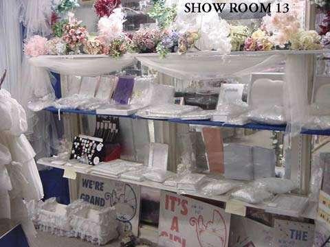 Showroom SHRM-13